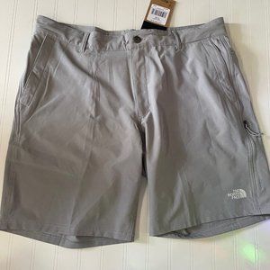The North Face Men's 38 Long Standard Fit Rolling Sun FlashDry Shorts Meld Grey